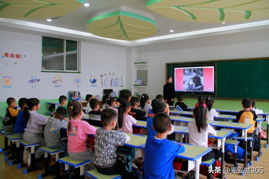 【我们的节日·清明节】托克托县：清明祭英烈传统润童心