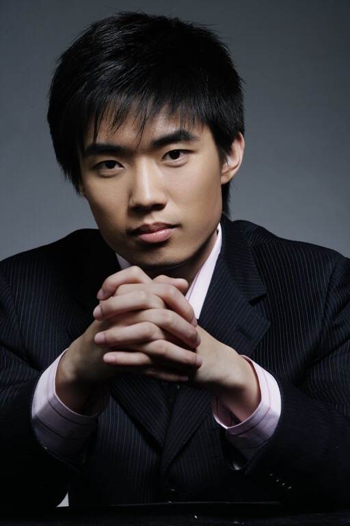 他高三月入2万，放弃高考创业，22岁全款买豪车，24岁赚1600万