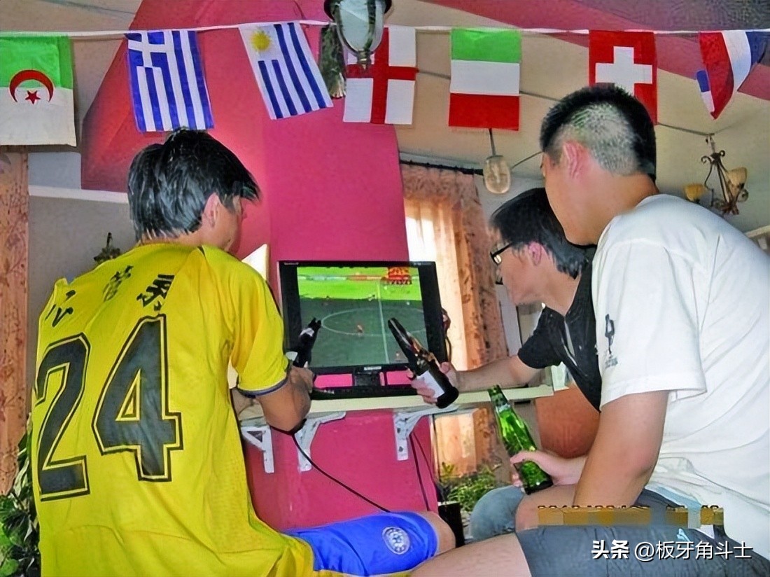 最强80后足球,即将退役的80后足球运动员视频