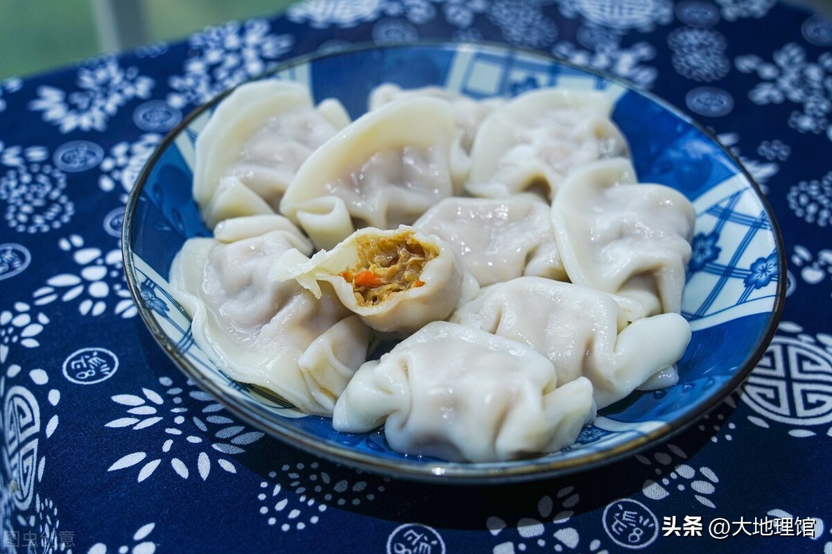 中国饺子之王为什么是东北饺子,东北饺子vs四川饺子