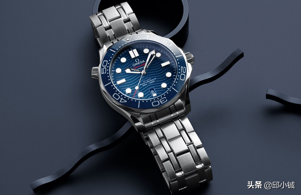 泰格豪雅和万宝龙手表哪个好,3万到5万最值得买的潜水表