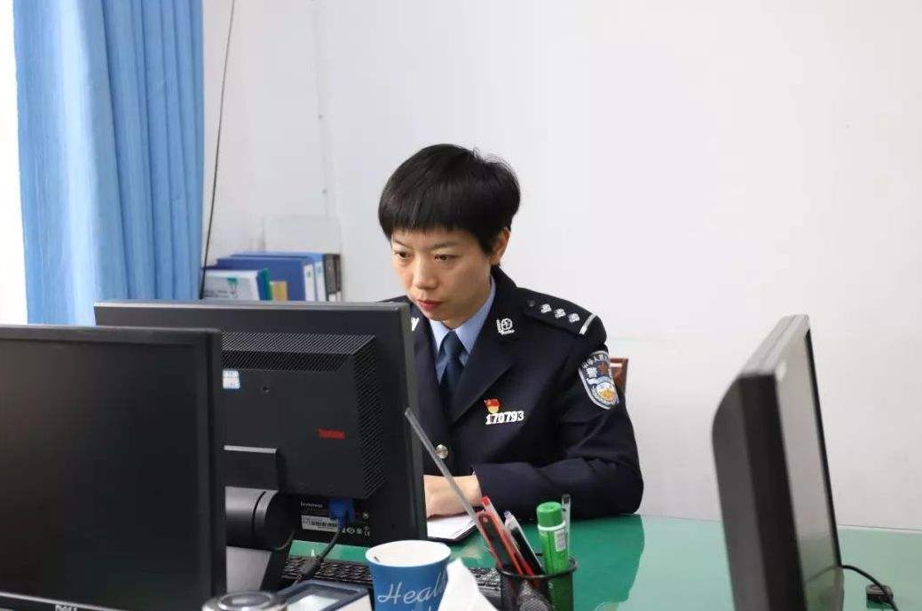 公务员晋升年龄一览表,公务员顺利晋升和年龄的关系