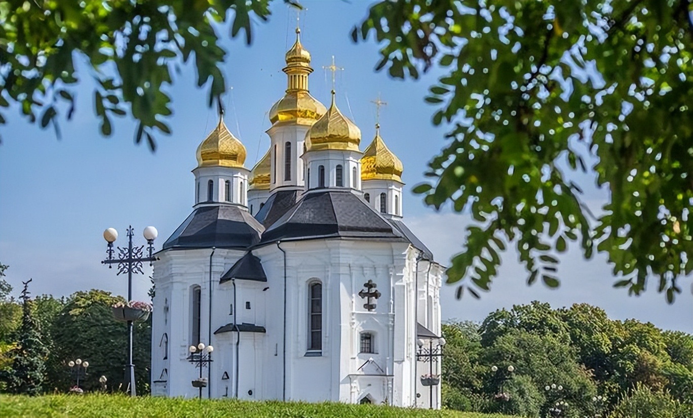 100块人民币拿到乌克兰能兑换多少,100元人民币在乌克兰都买什么东西