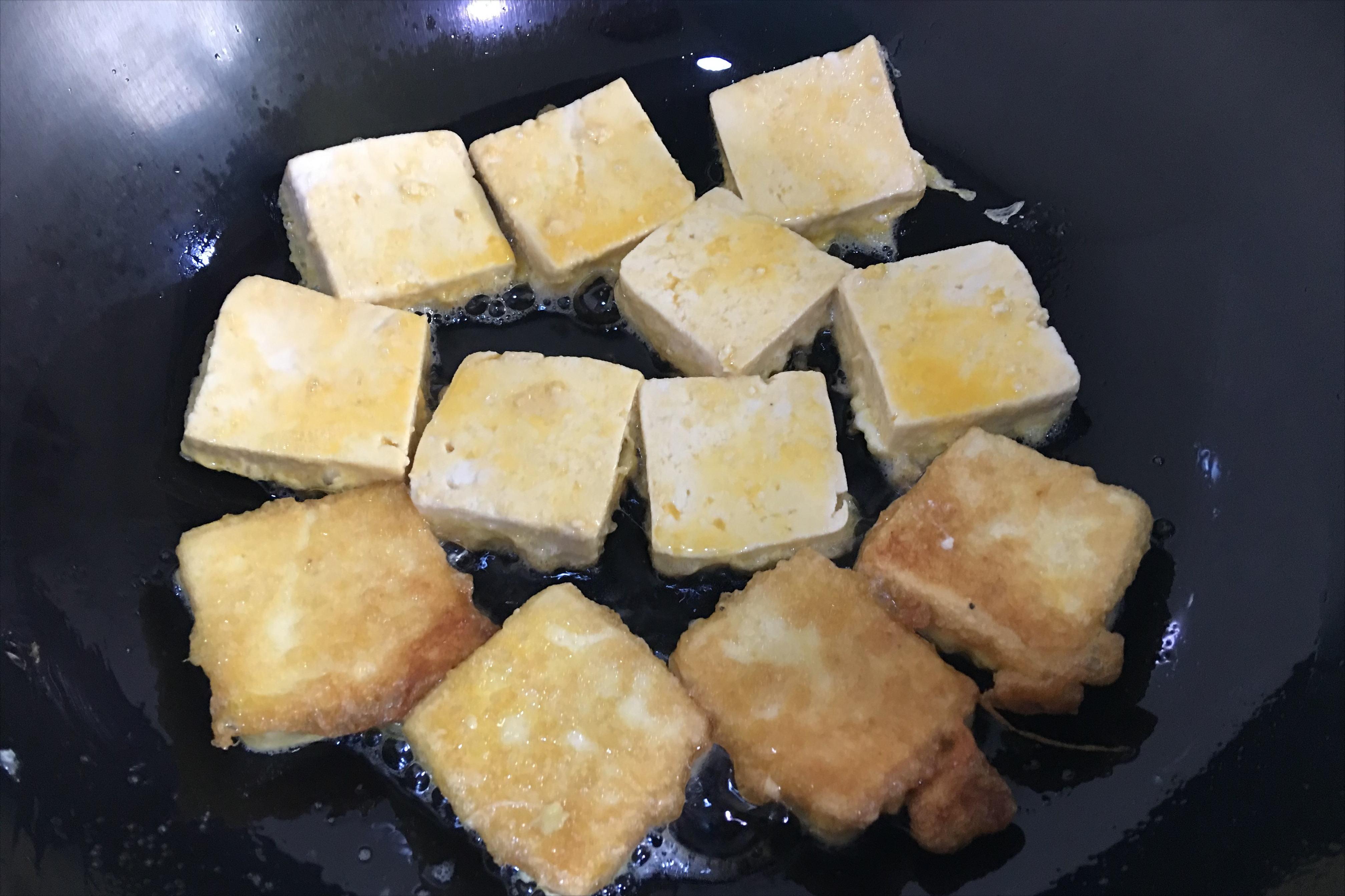 吃什么食物可以代替黄体酮催月经,吃哪些食物可以补充女人的黄体酮