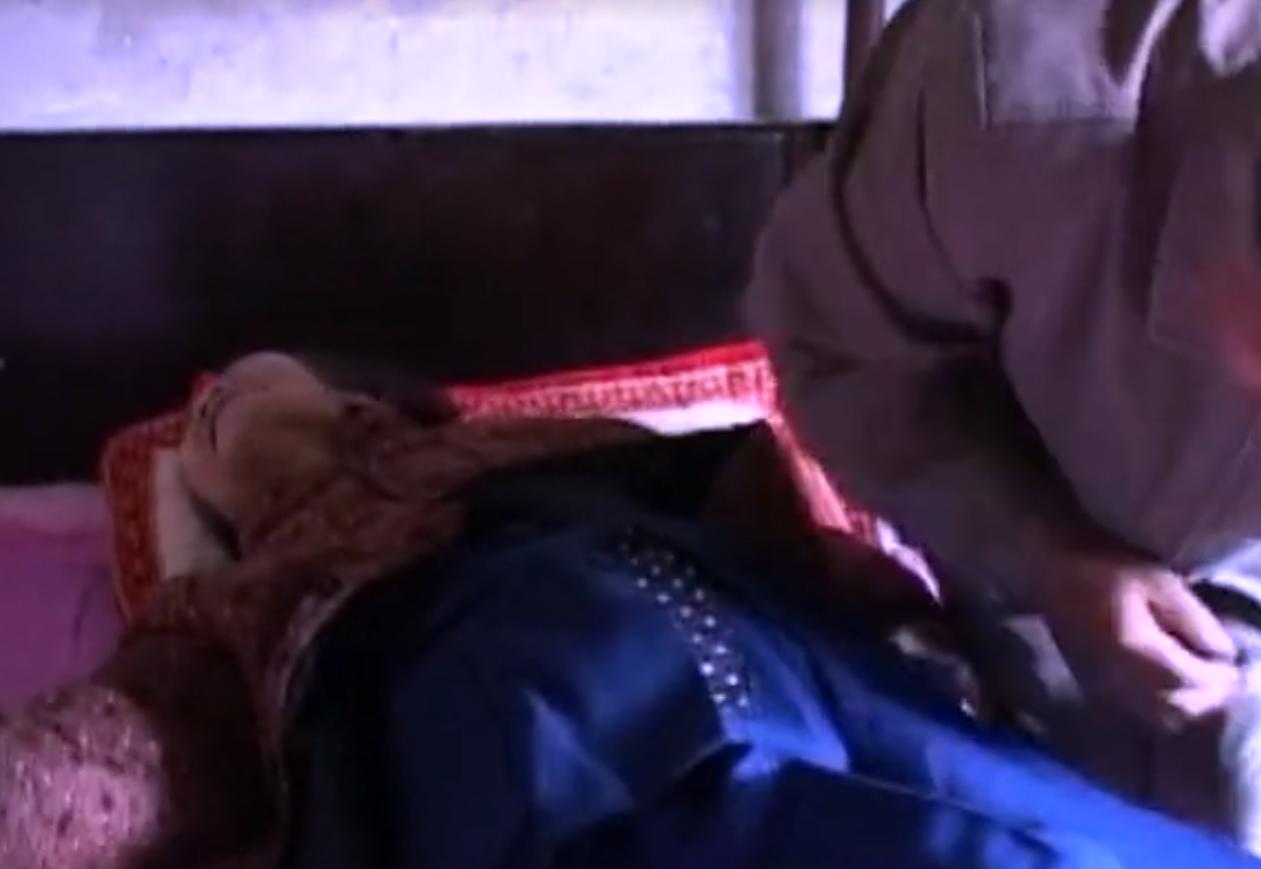 2007年四川90岁老妇，腹中怀子60年未生，后检查发现胎儿没有腐烂