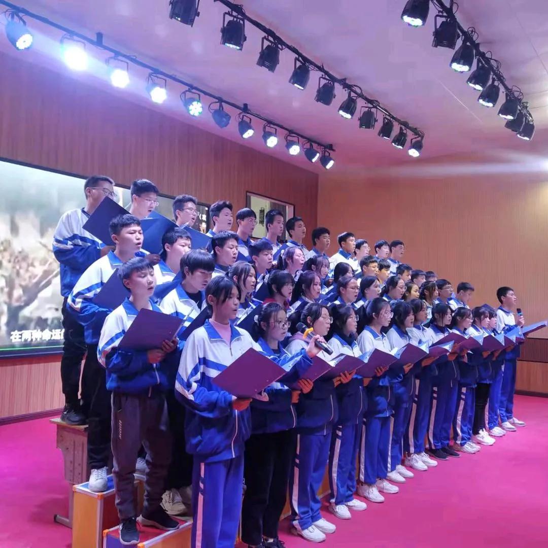 恋爱中的男女喜欢在脖子上种“草莓”，真的不可取