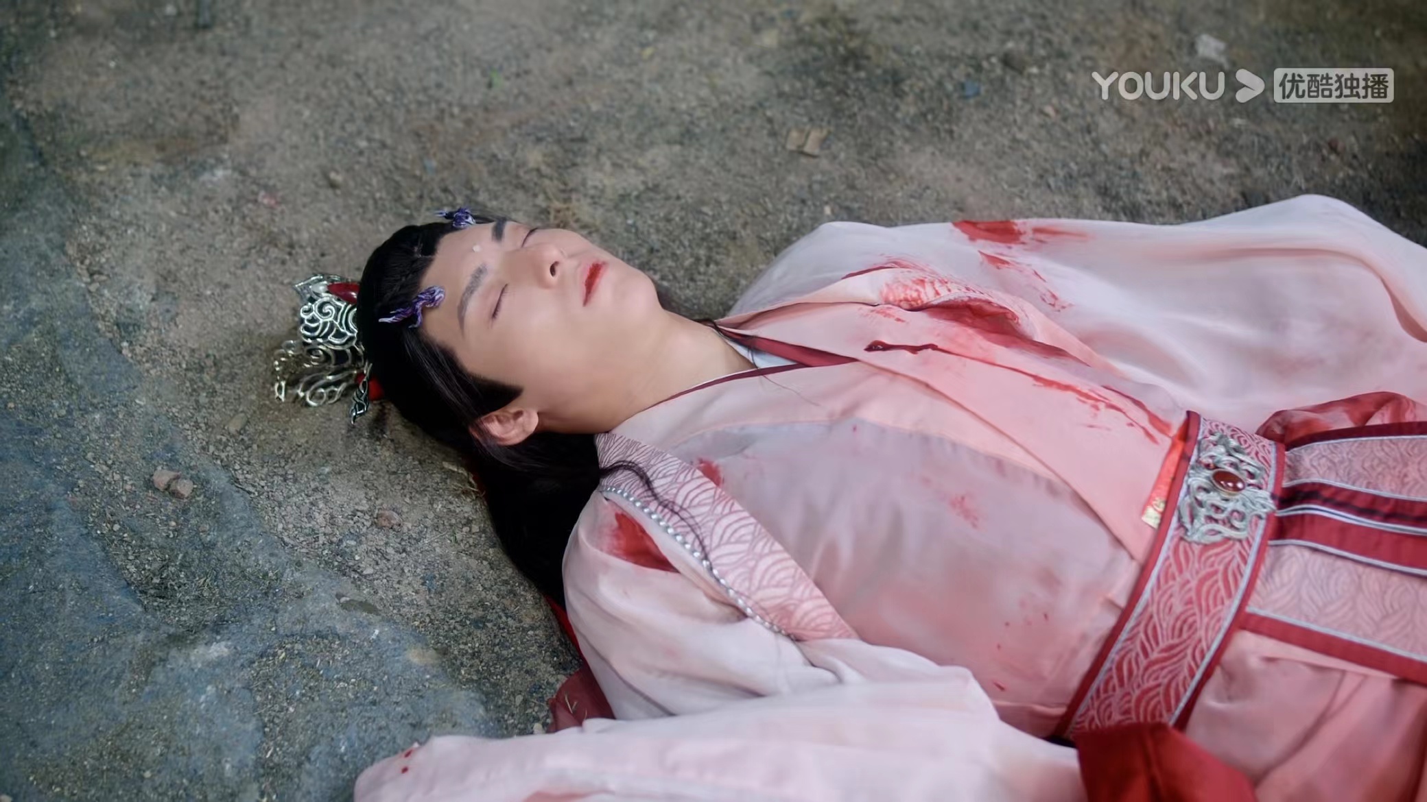 沉香如屑萤灯杀敖宣后续,沉香如屑敖宣真的被萤灯杀了吗