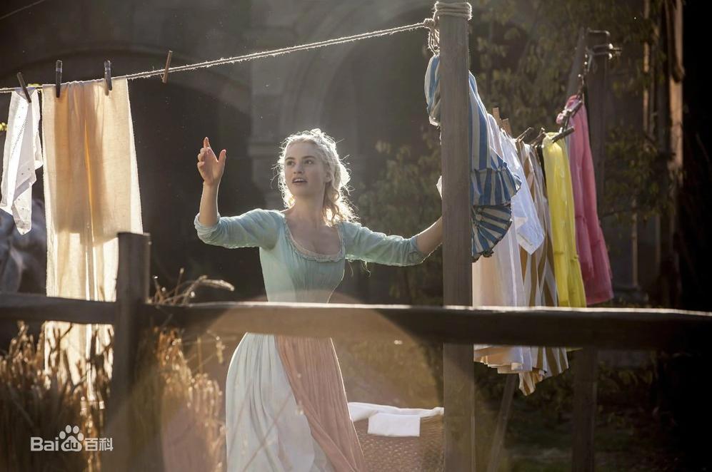 灰姑娘水晶鞋故事完整版,灰姑娘的水晶鞋童话故事