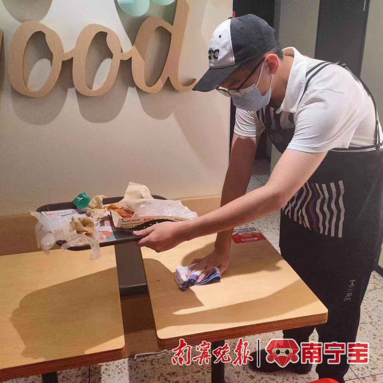 暑假打工卖花日常,暑假兼职地摊卖花