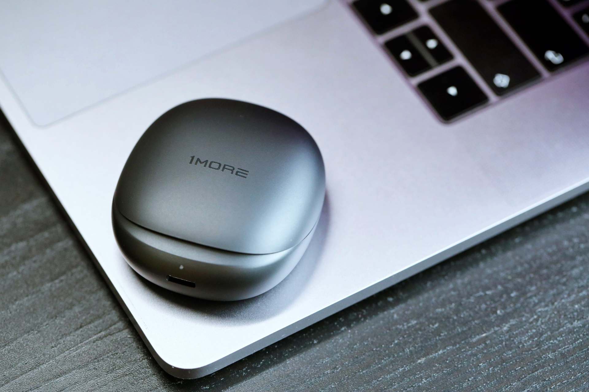 1moreaero空间音频降噪耳机评测,1more万魔舒适豆降噪版耳机测评