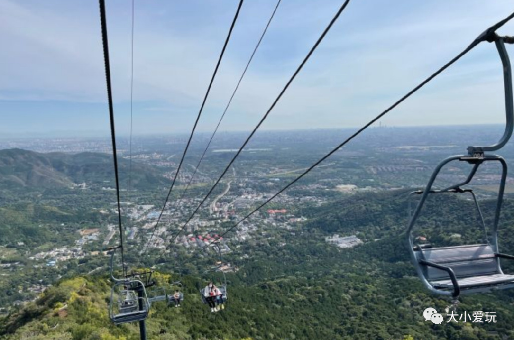 北京赏秋打卡地银杏大道,北京10条最值得打卡赏红叶线路