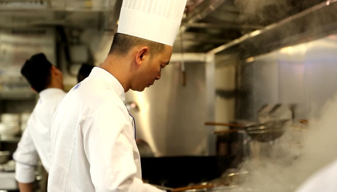 厨师抗疫期间的感悟,新冠疫情厨师坚守岗位感想