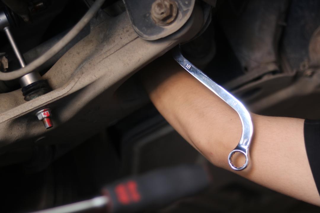 翻新整备一台老x5,13款宝马x5整备翻新