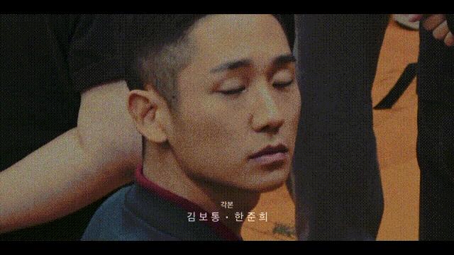 豆瓣8.6，这部韩剧也太敢拍了！韩国*队军**的*裤底**都被扒光了！