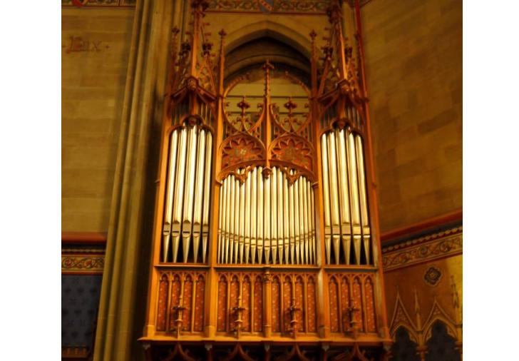 巴赫钢琴跨几度,巴赫钢琴评价