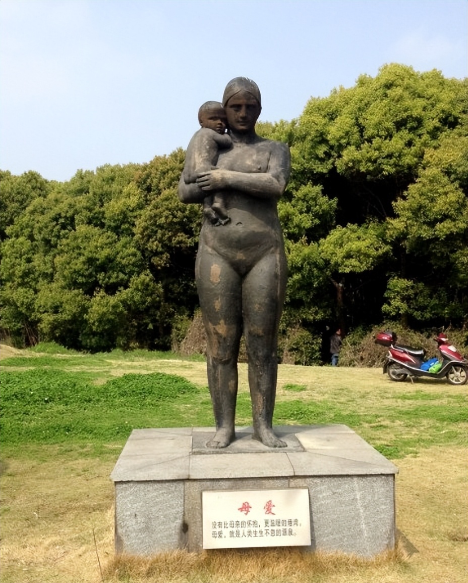 上海第一大人工湖在哪里,上海最值得打卡的公园