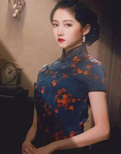 #哪个女明星的旗袍造型绝了