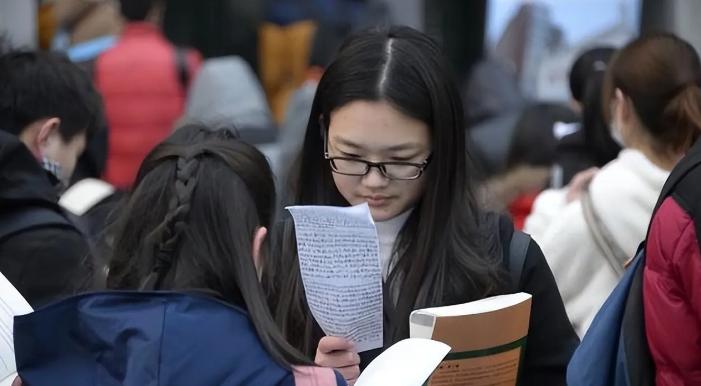 不清楚选择专硕还是学硕的原因,专硕和学硕的差距到底有多大