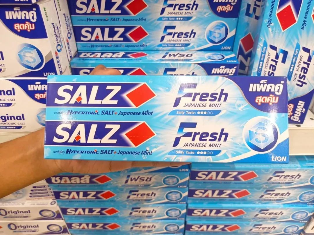 泰国值得买的一款牙膏,泰国丁香草本美白牙膏