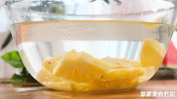 雪糕贵到吃不起？这篇《花式冻水果指南》必须狠狠码住