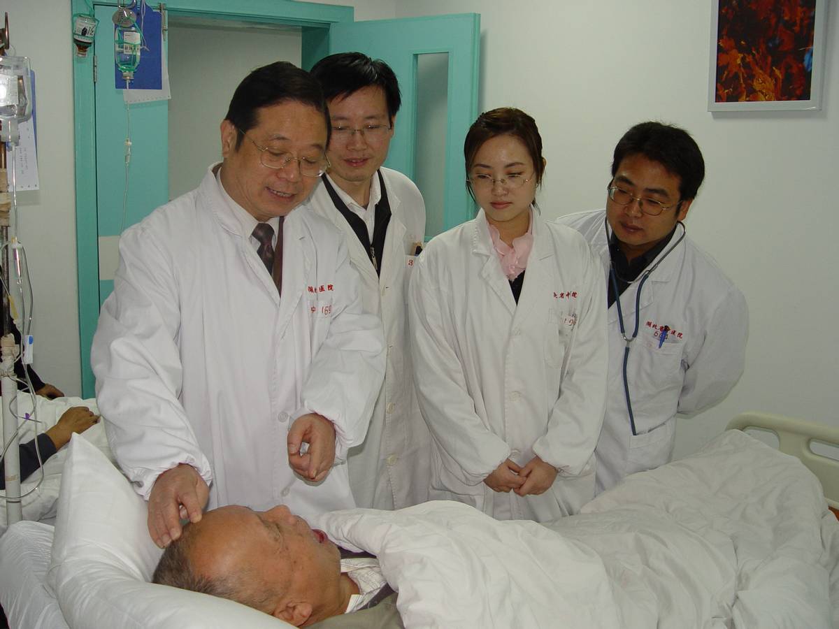 获得中医贡献奖的国医大师,获得最高的荣誉