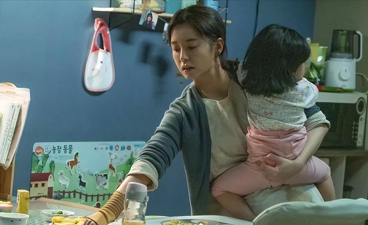 父母相继离世的姐弟,父母双双离世姐弟哭了