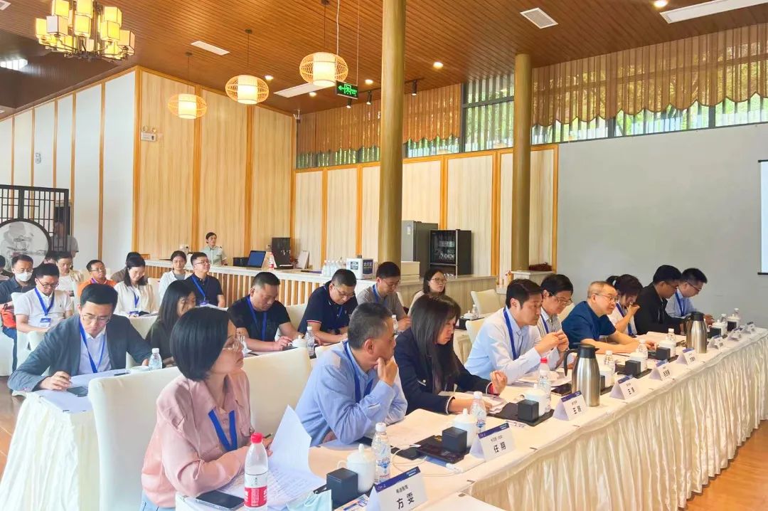 打造智能汽车产业园,打造智能装备产业园