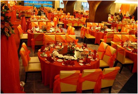 上海三口人去东北喝喜酒，随礼800，开席后乐了：东北兄弟真豪横