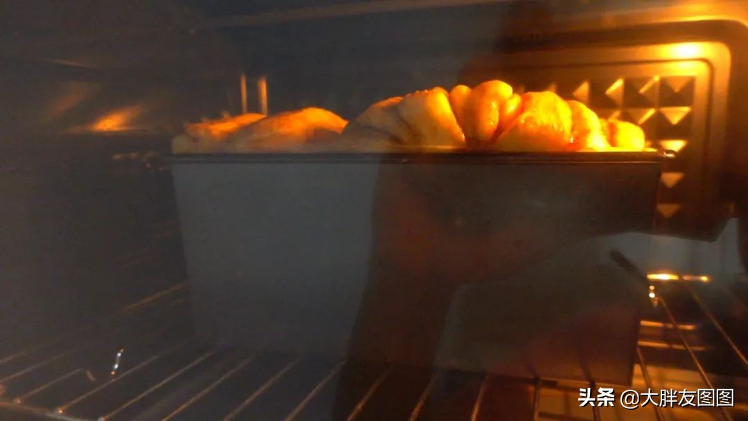 手撕面包配方及烘焙方法,不需要手套膜的蝴蝶结面包