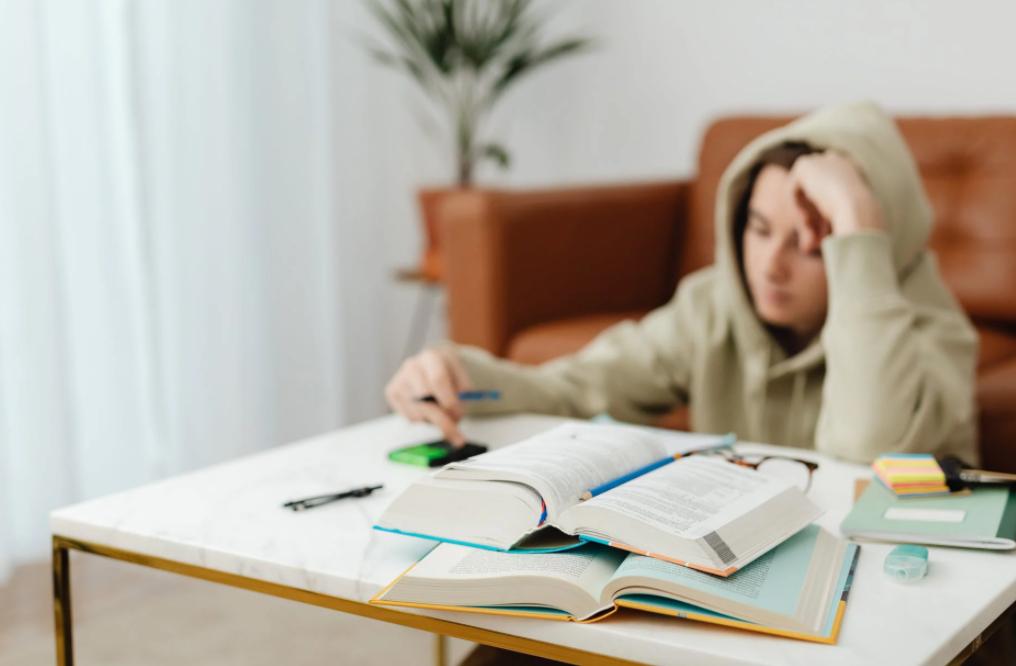 房地产评估查题软件下载,考房地产协理刷题用什么软件