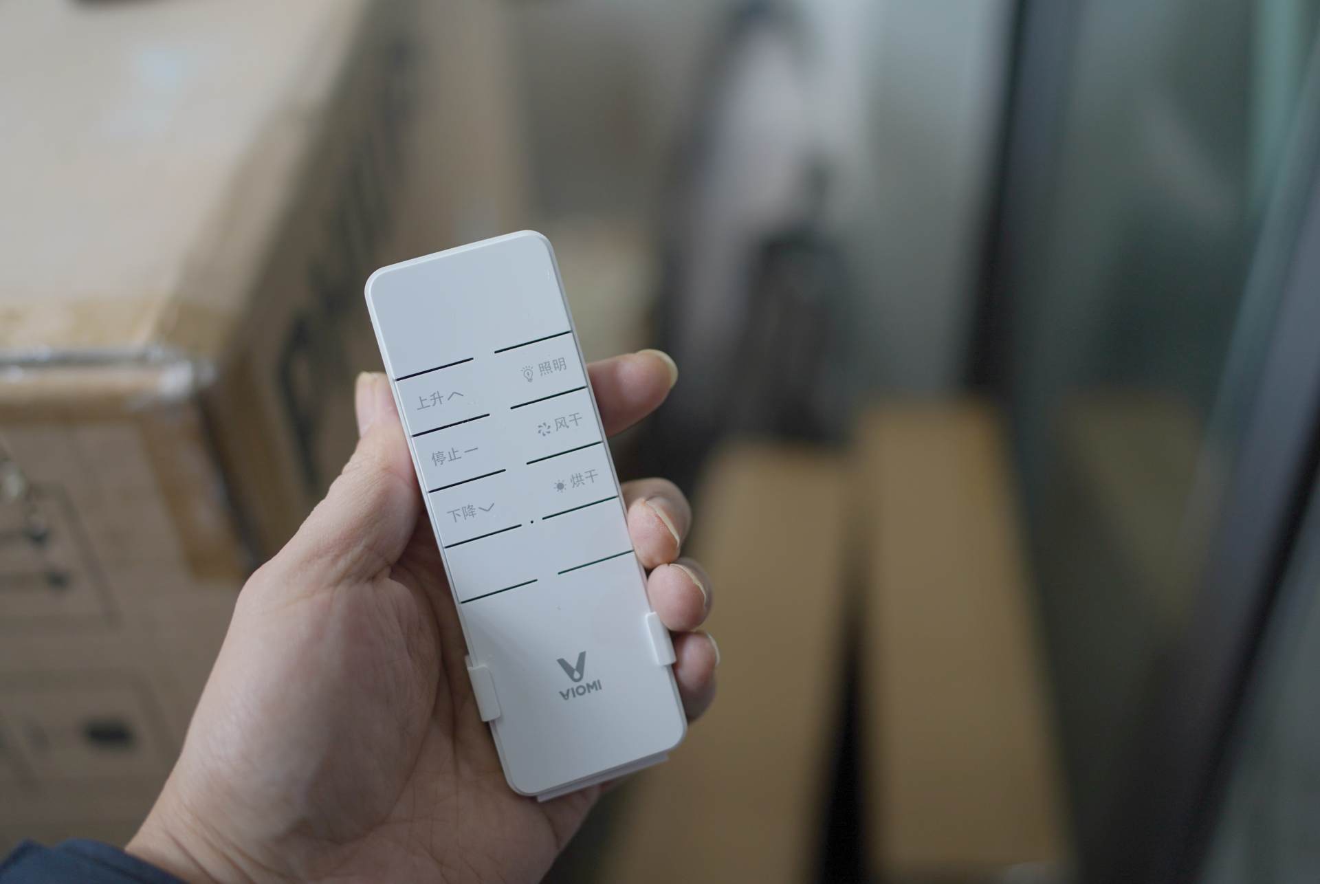 小户型也没有必要做全屋智能灯光,二手房客厅灯光改造