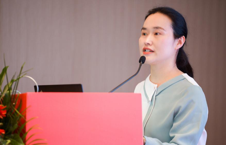 告别花眼！全国首家“迈可视老视手术临床培训中心”落户郑州