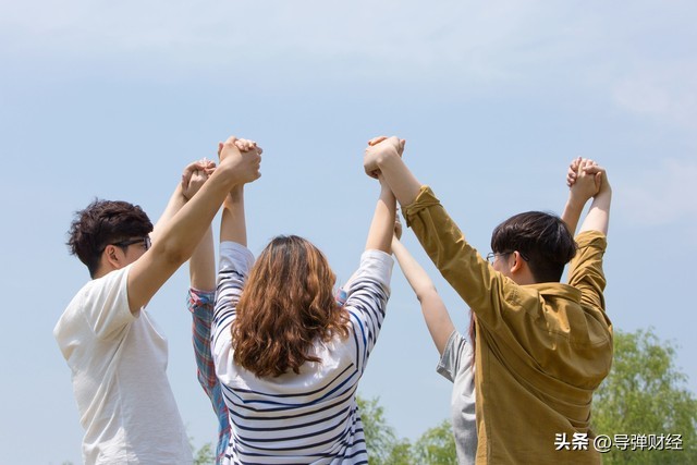人有一个最大的弱点,人的存在有多bug