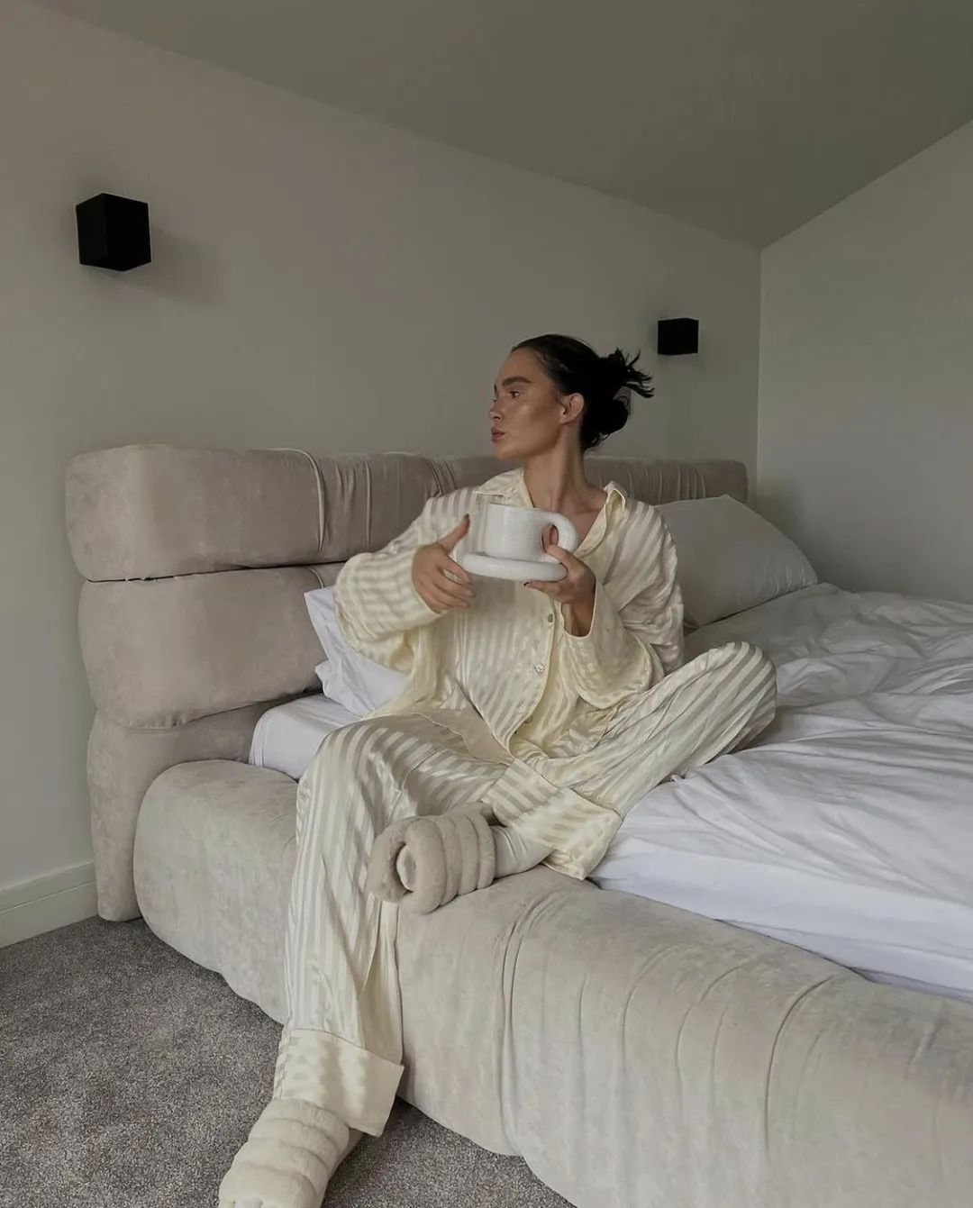 精致套头牛奶绒家居服女,家居服女冬加厚精致