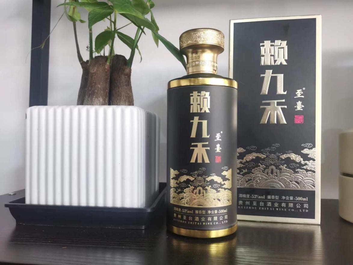 适合自己喝的白酒哪些好喝,推荐几款自己喝的白酒