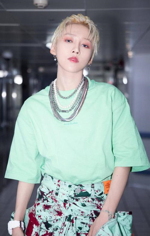 刘雨昕同款短发图片,刘雨欣短发造型图片