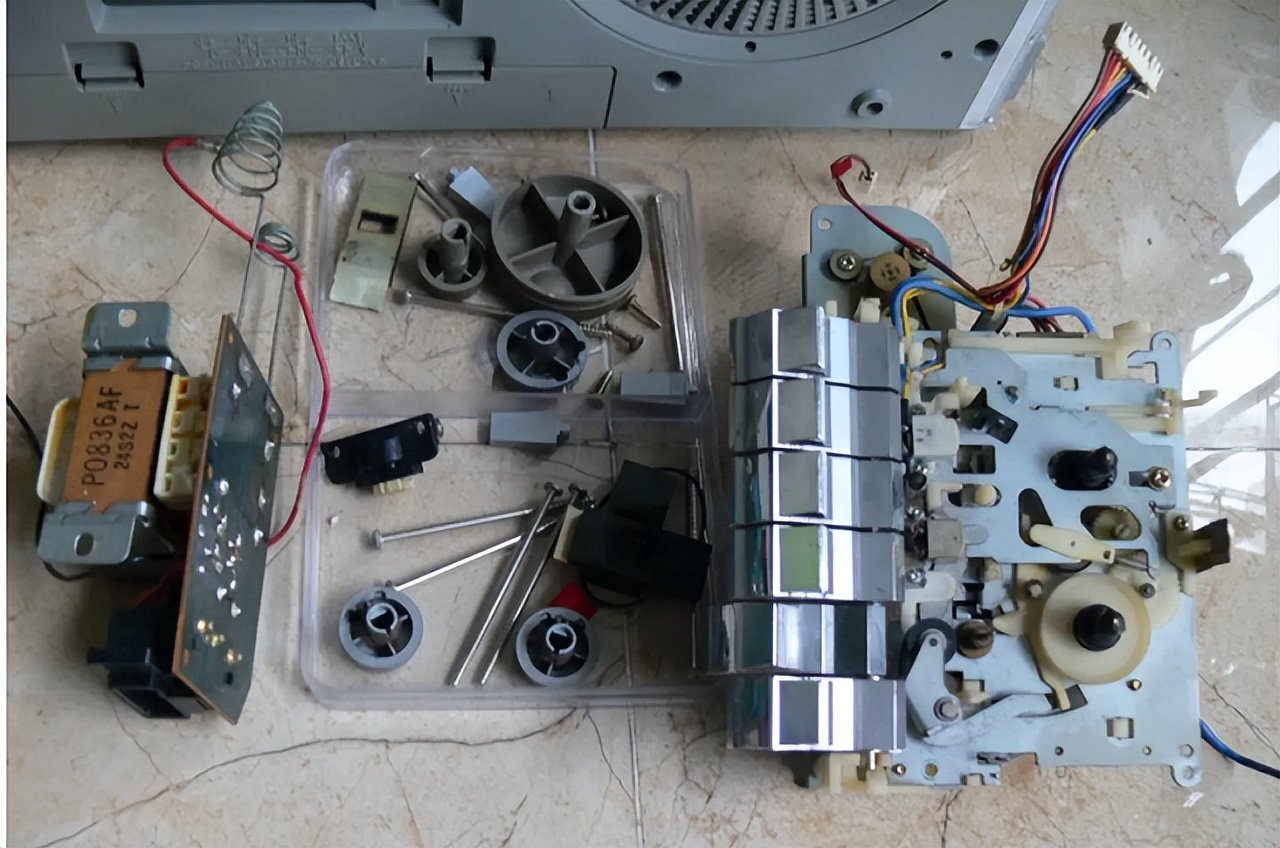 白宝山装甲兵抓哨兵,十大悍匪白宝山枪杀军人案