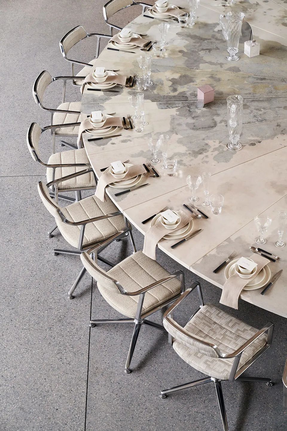 设计工作室车库改造,车库设计成图书馆