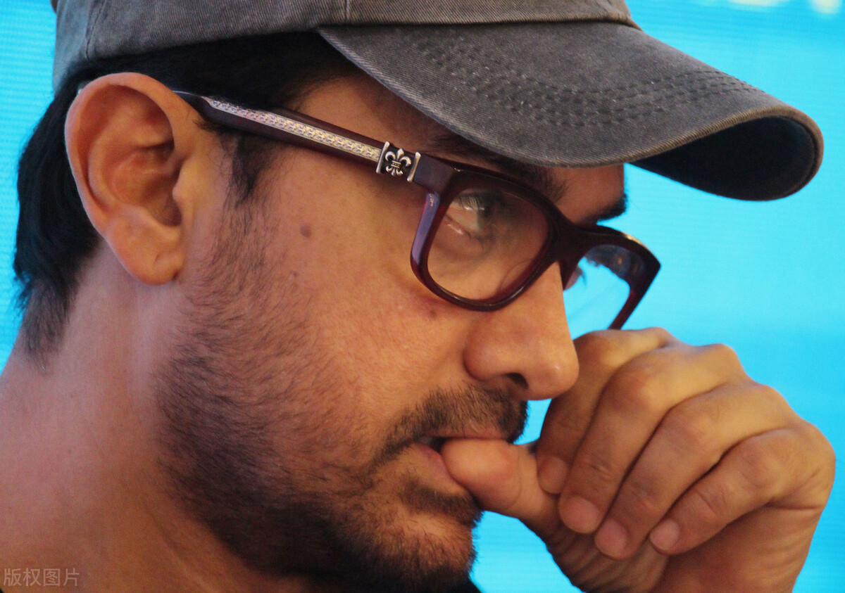 老师叫他滚，他一口气狂怼79个字，老师懵了！电影