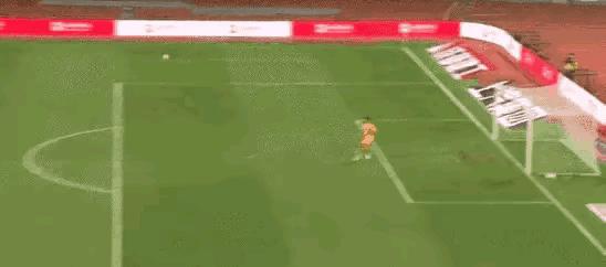 遭两记闷棍打不醒!谁能承认你是王者?