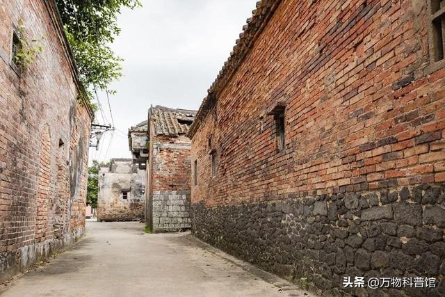 云南省关于禁止使用红砖的通告,红砖被禁止现在建房用什么砖