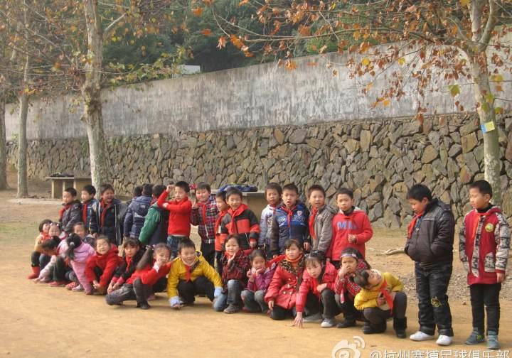 荷兰门将是哪个俱乐部的,荷兰华裔门将