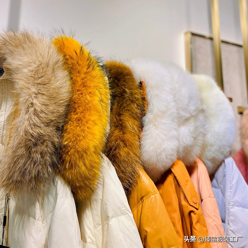 成都尾货衣服批发进货渠道,女装尾货批发市场进货渠道