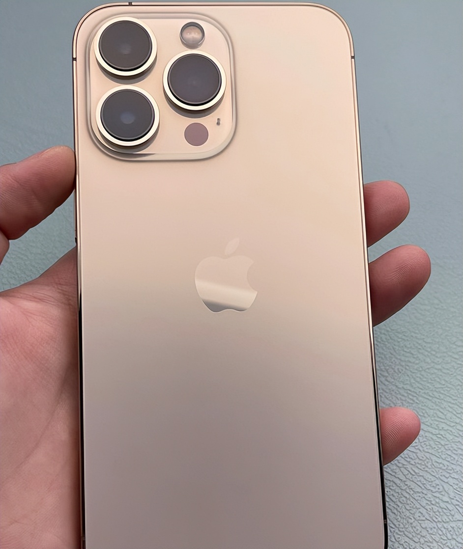 粉丝5000以下,iphone13pro白色和黑色哪个好