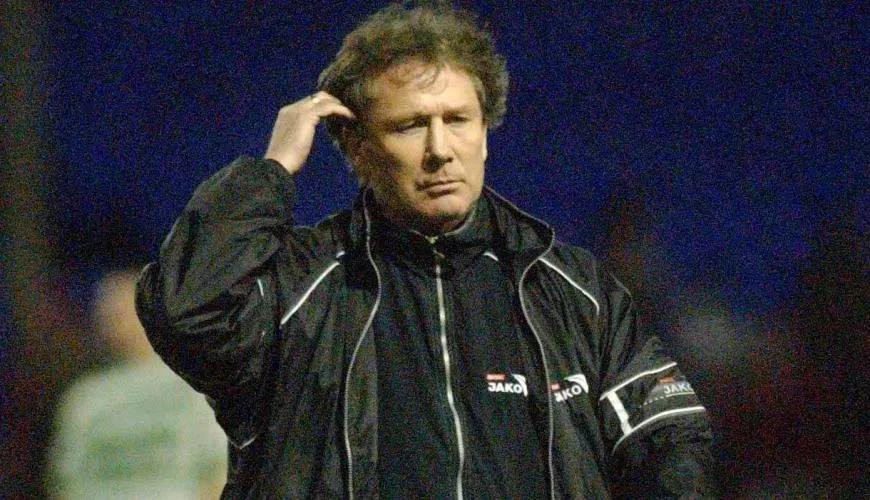 唐纳德小传丨成足救火教练，中国女足军师