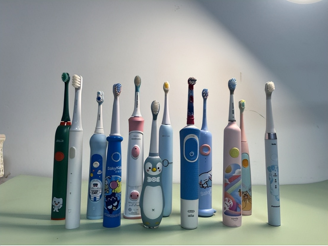 艾优和飞利浦儿童电动牙刷测评,飞利浦和usmile儿童电动牙刷测评