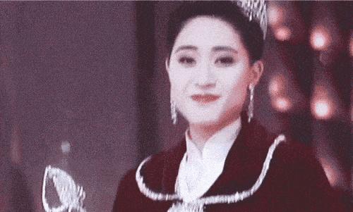 论女星的短发角色，只服这10位港台女神！热巴等人就别硬上弓了