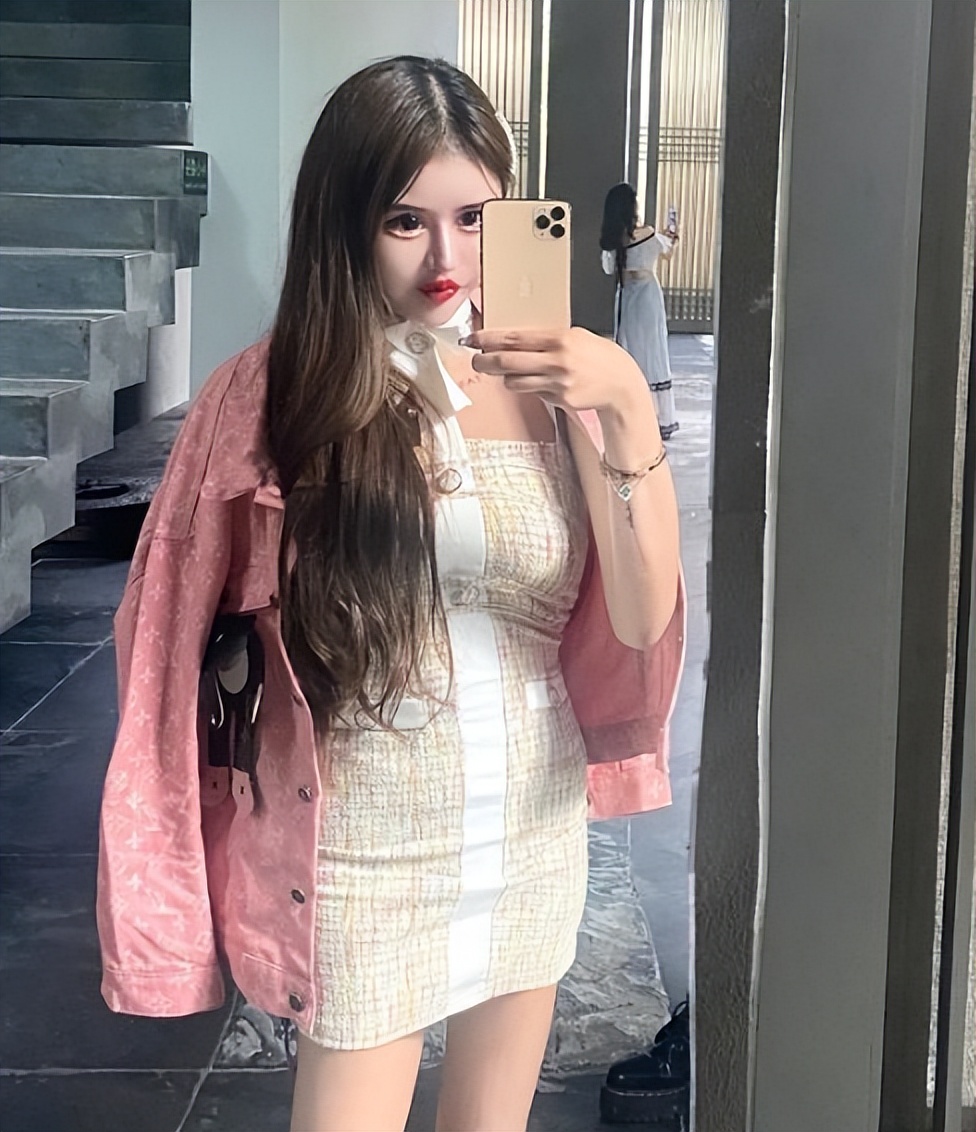 15岁网红自曝整形超100次，后遗症记忆力衰退，换脸停不下来