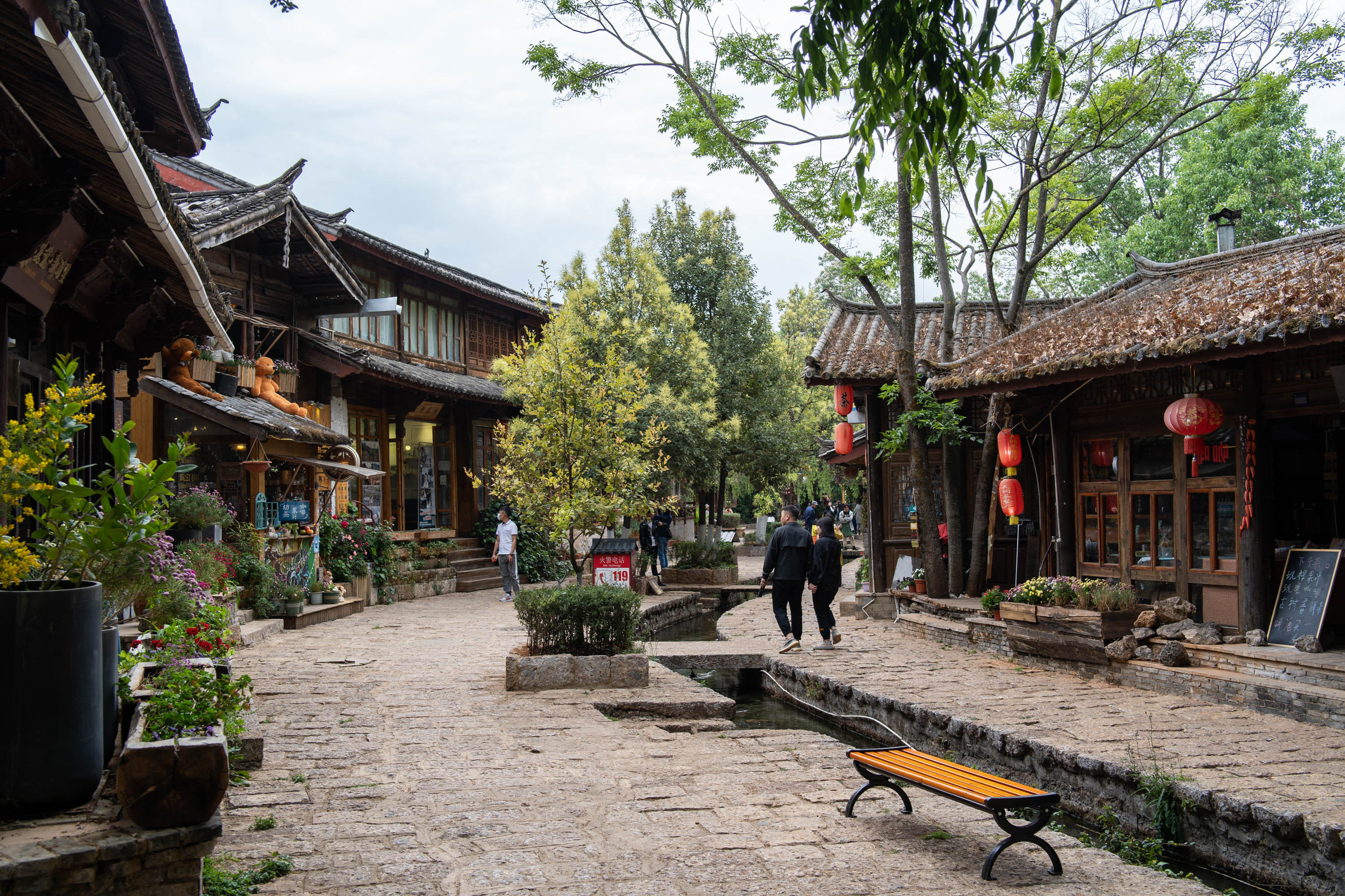 去云南跟团一日游攻略图片大全集,云南跟团六日游攻略大全图片