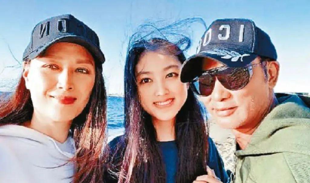 比王菲还厉害的女明星,比王菲还牛的女歌手